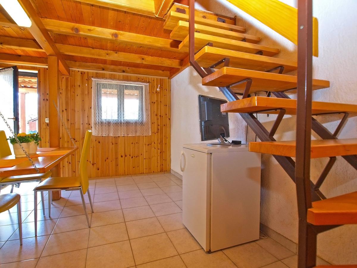 Apartment Mitar 1271 Fažana Kültér fotó